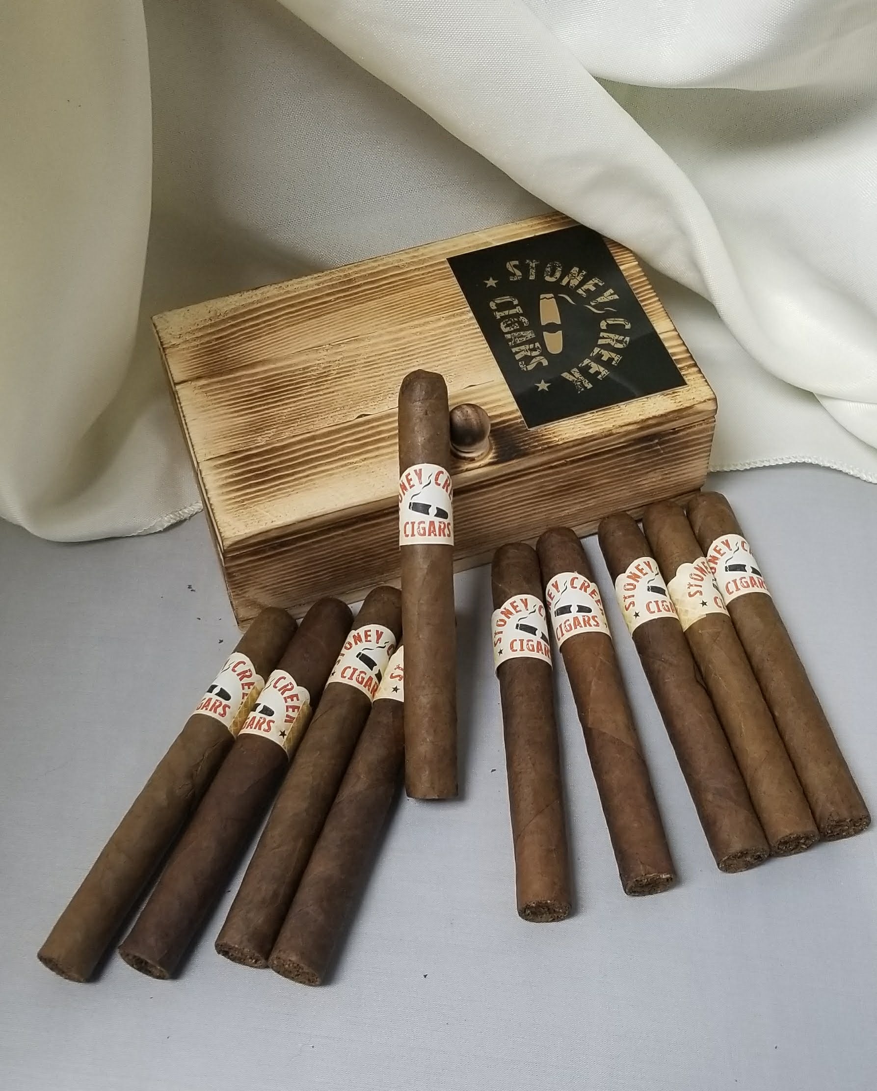 Cognac cigar - 10 pack <br> includes custom made cigar box