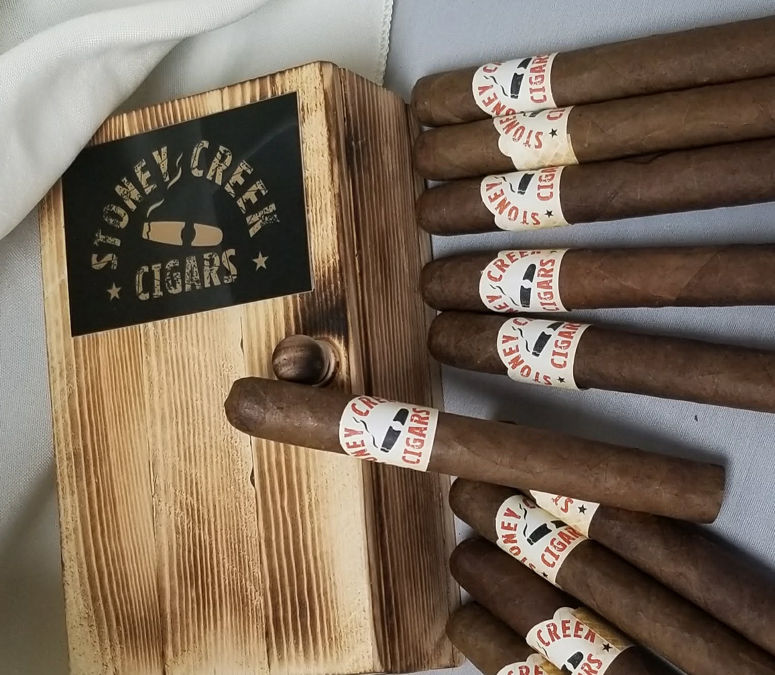 Spiced Rum cigar - 10 pack <br> includes custom made cigar box